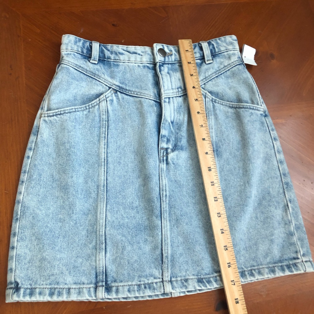 Women's Light Wash Denim Mini Skirt With Vertical Seam Details New